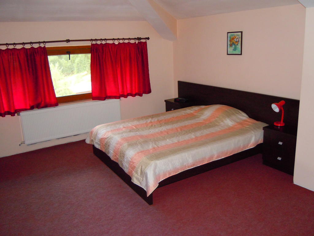 Sun House Hotel Tryavna Room photo